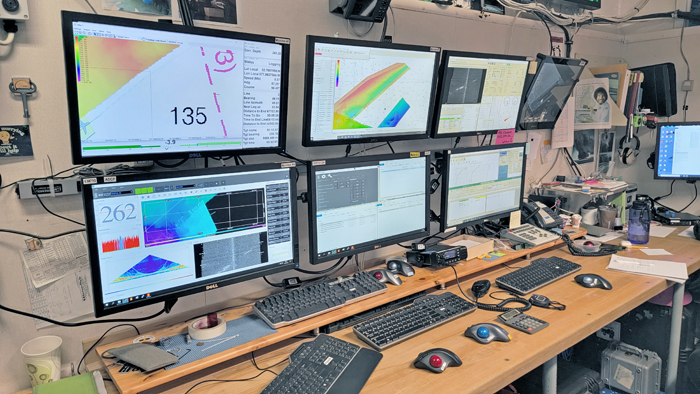 Bank of monitors in Nancy Foster.