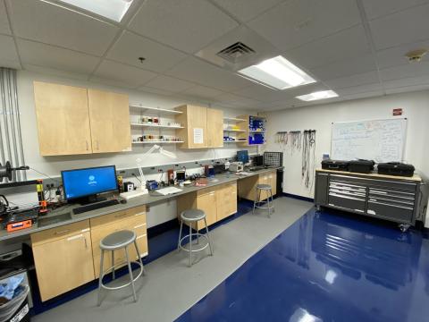 Electronics Lab wide view