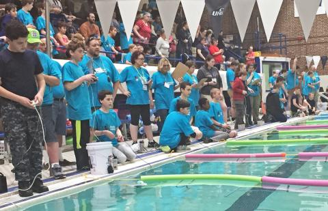 SeaPerch contestants at Swazey Pool