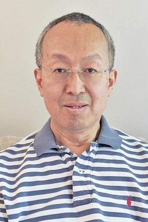 Headshot of Chen Zhang